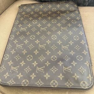 Louis Vuitton laptop case vintage